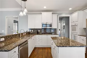 1027 Creek Side Dr, Canton, GA 30115 - Photo 13