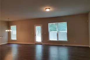 165 Canvas Ives Dr, Lawrenceville, GA 30045 - Photo 5