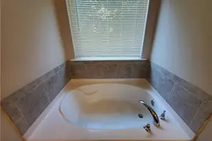 165 Canvas Ives Dr, Lawrenceville, GA 30045 - Photo 17