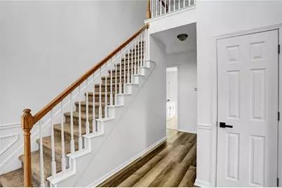 1050 Dogwood Park Drive, Lawrenceville, GA 30046 - Photo 3