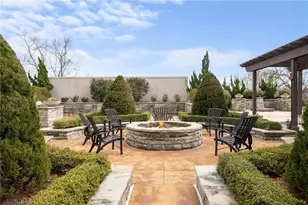 2255 Peachtree Road NE, Atlanta, GA 30309 - Photo 23