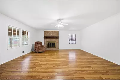 2378 Cambridge Street, Snellville, GA 30078 - Photo 9