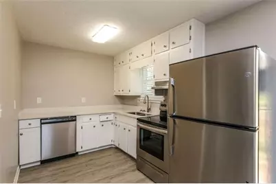 781 Brighton Drive, Lawrenceville, GA 30043 - Photo 7