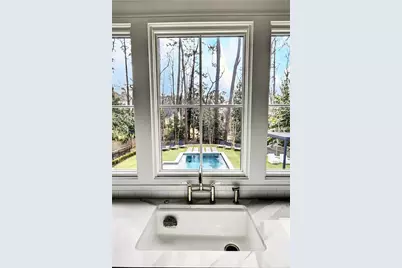 715 Amberidge Trail, Sandy Springs, GA 30328 - Photo 17