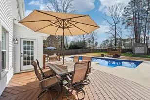 4304 Cedar Bluff Way SW, Lilburn, GA 30047 - Photo 41