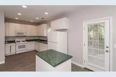 27 Freeman Forest Drive, Newnan, GA 30265 - Photo 7