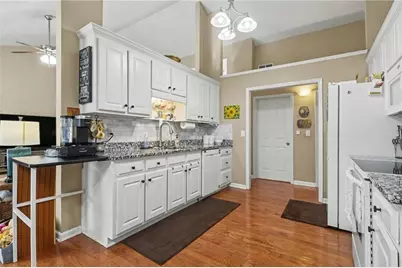 16 Bailey Park Court, Jefferson, GA 30549 - Photo 9