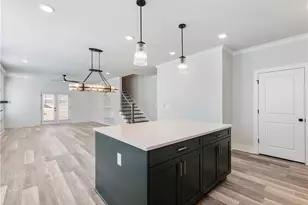 2420 Reserve Manor Ct, Lawrenceville, GA 30043 - Photo 15