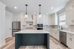 2420 Reserve Manor Ct, Lawrenceville, GA 30043 - Photo 17