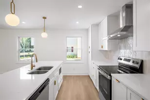 713 Pine Chase Ct, Lawrenceville, GA 30043 - Photo 9