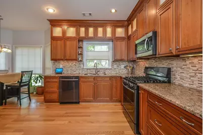 212 Ivy Glen Circle, Avondale Estates, GA 30002 - Photo 5