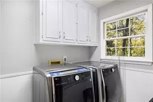 3354 Floral Ct, Suwanee, GA 30024 - Photo 11