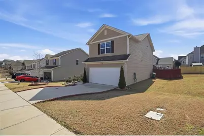 222 Seasons Valley, Pendergrass, GA 30567 - Photo 3