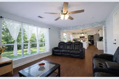 8408 Willows Way, Riverdale, GA 30274 - Photo 11