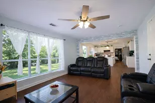 8408 Willows Way, Riverdale, GA 30274 - Photo 11