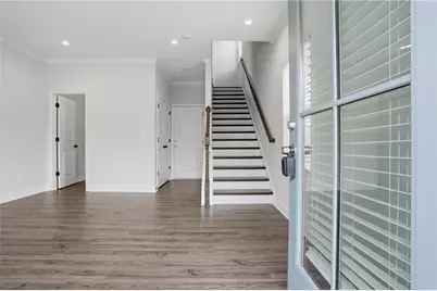 2631 Creekside Drive NW, Atlanta, GA 30318 - Photo 3