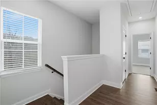 2631 Creekside Dr NW, Atlanta, GA 30318 - Photo 11