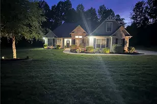 12359 Hillcrest Dr, Hampton, GA 30228 - Photo 1