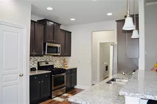 12359 Hillcrest Dr, Hampton, GA 30228 - Photo 7