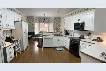 7524 Greens Mill Drive, Loganville, GA 30052 - Photo 9