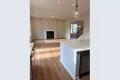 4326 Buttonwood Ln, Lilburn, GA 30047 - Photo 13