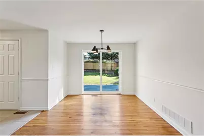 2474 Warwick Circle NE, Atlanta, GA 30345 - Photo 9