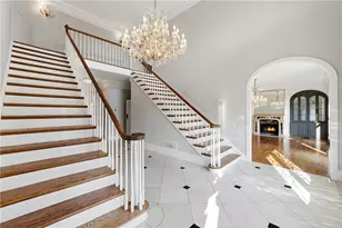 5695 Glen Errol Rd NW, Sandy Springs, GA 30327 - Photo 7