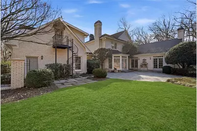 5695 Glen Errol Road NW, Sandy Springs, GA 30327 - Photo 47