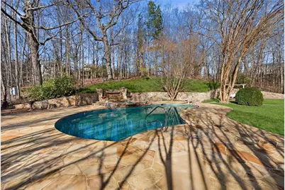 5695 Glen Errol Road NW, Sandy Springs, GA 30327 - Photo 45