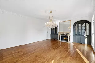 5695 Glen Errol Rd NW, Sandy Springs, GA 30327 - Photo 15