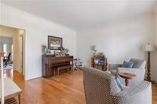 160 Burford Hollow, Alpharetta, GA 30022 - Photo 7