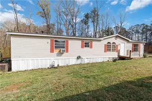 38 Vaughn Dr, Woodstock, GA 30188 - Photo 1