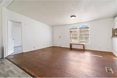 38 Vaughn Drive, Woodstock, GA 30188 - Photo 3