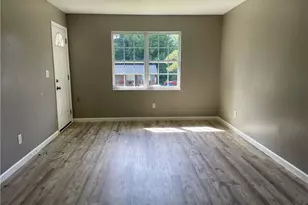 22 Fox Hall Dr, Douglasville, GA 30135 - Photo 3