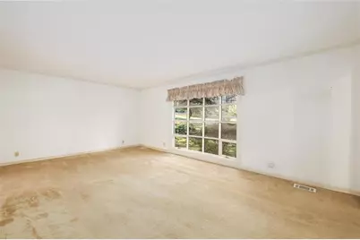 5416 Pheasant Run, Smoke Rise, GA 30087 - Photo 9