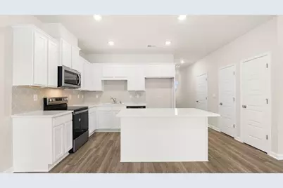 121 Kenmore Circle, Perry, GA 31069 - Photo 9