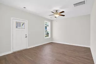 200 Maddux St, Fayetteville, GA 30214 - Photo 5