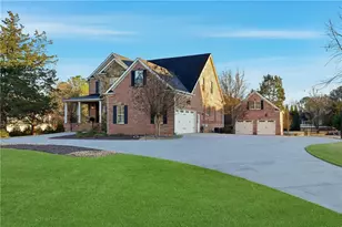 18 Starlight Dr NW, Cartersville, GA 30121 - Photo 1