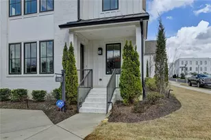 6785 Halcyon Way, Alpharetta, GA 30005 - Photo 5