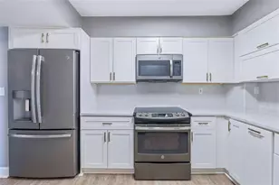 2870 Pharr Ct S, Atlanta, GA 30305 - Photo 5