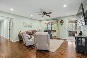 3690 Hickory Cir SE, Smyrna, GA 30080 - Photo 7