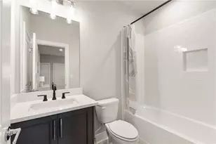 4006 Hazel Nut Ln, Atlanta, GA 30342 - Photo 33