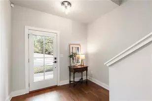 4006 Hazel Nut Ln, Atlanta, GA 30342 - Photo 5