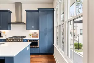 4006 Hazel Nut Ln, Atlanta, GA 30342 - Photo 13