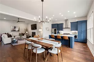 4006 Hazel Nut Ln, Atlanta, GA 30342 - Photo 9