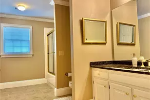 3510 Greystone Cir, Atlanta, GA 30341 - Photo 19