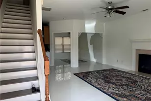 87 Thorncrest Ct, Tucker, GA 30084 - Photo 3