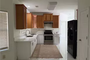 87 Thorncrest Ct, Tucker, GA 30084 - Photo 9