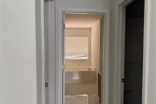 87 Thorncrest Ct, Tucker, GA 30084 - Photo 11