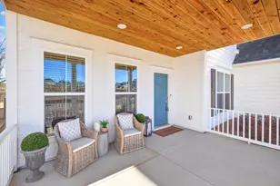 7277 Maple Brook Ln, Flowery Branch, GA 30542 - Photo 9